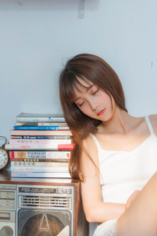 电梯里的恶魔